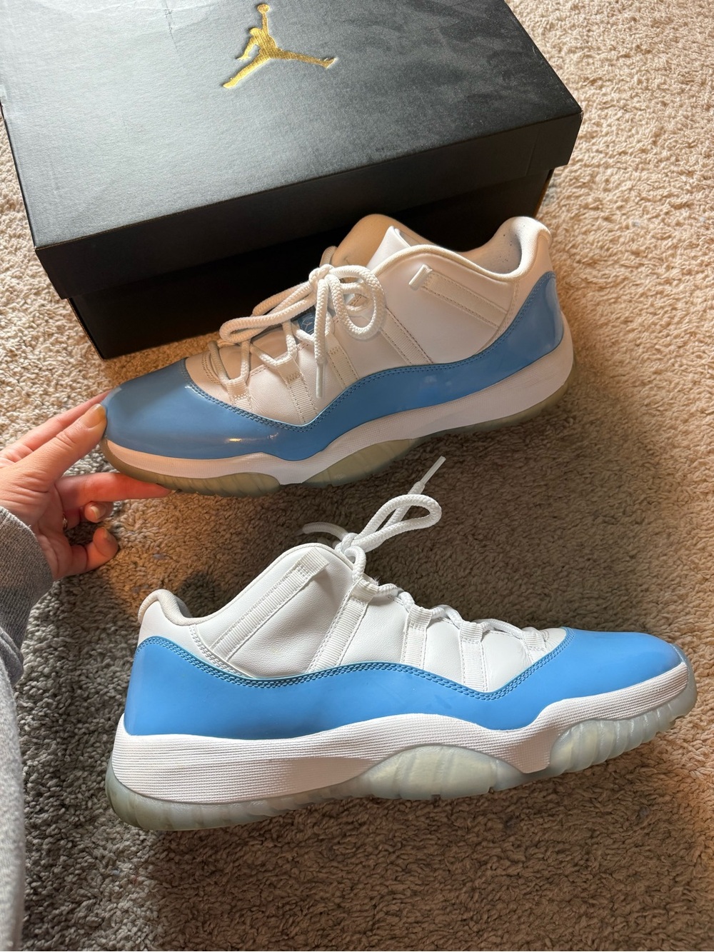 Air Jordan 11 Retro Low 'University Blue' sneakers